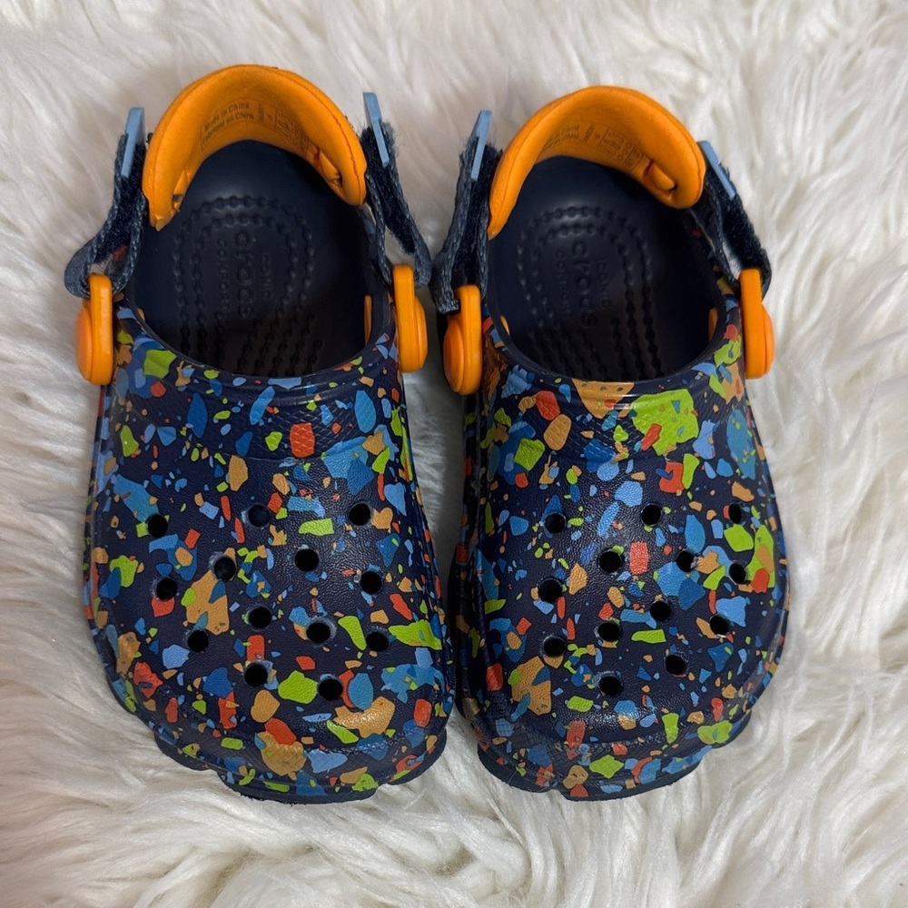 CROCS Kids Water Clog in Navy with Orange, Green & Blue Splatter